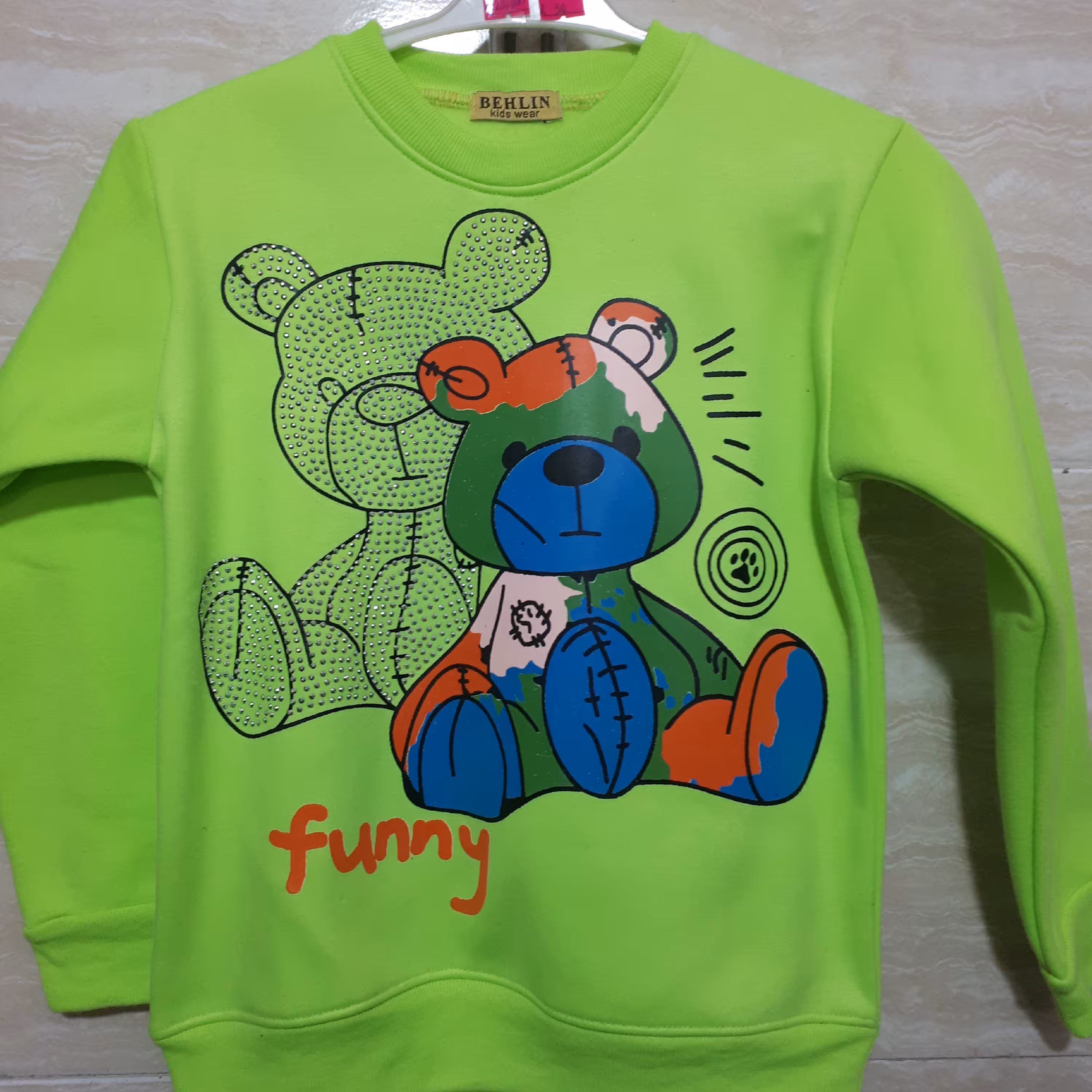 بلوز توکرکی نگینی اسپورت (پسرانه ودخترانه) شب نما سایز50 و55  مناسب زمستانی  ومدرسه ومهمانی گرم ونرم