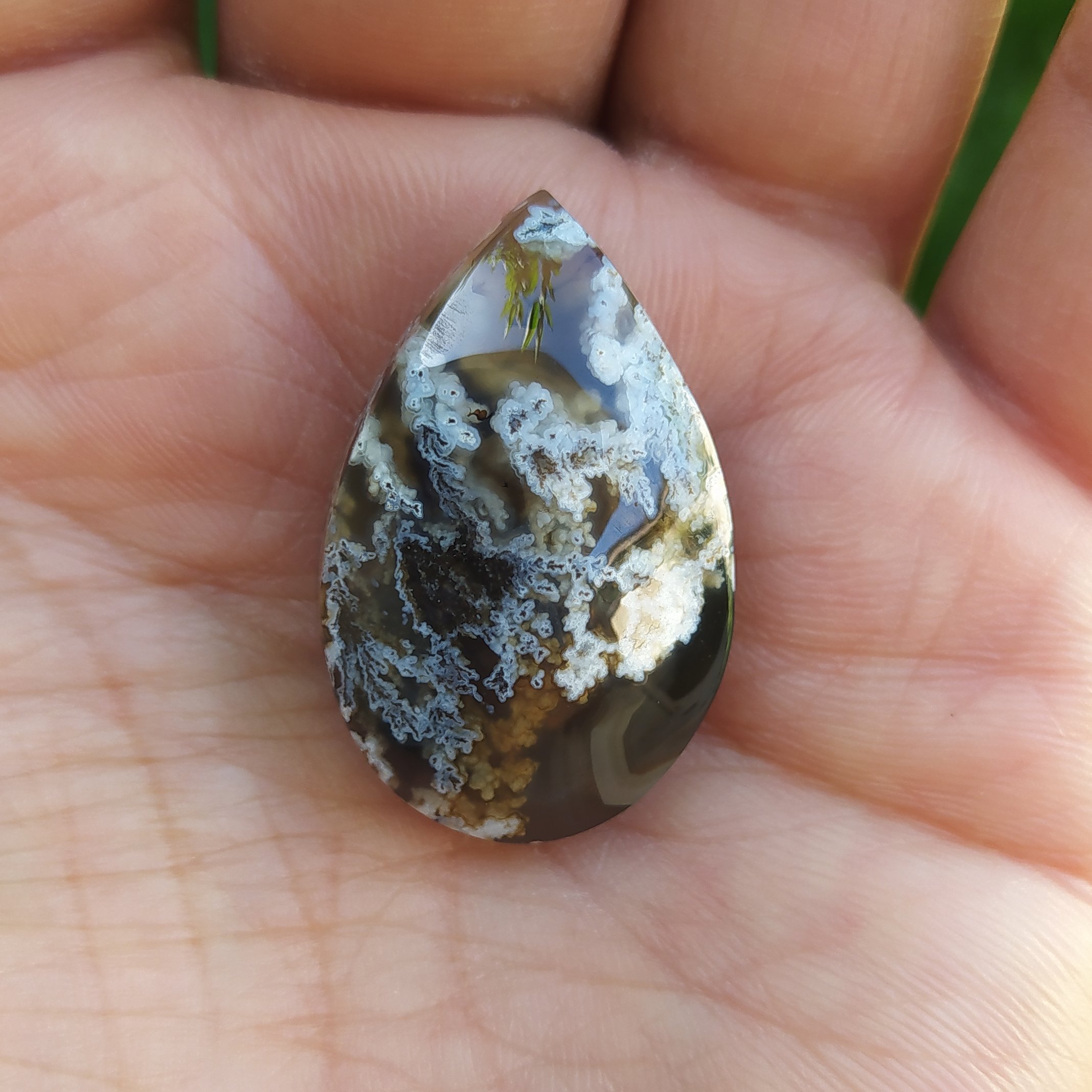 نگین گردنی اشکی عقیق شجر بهاره