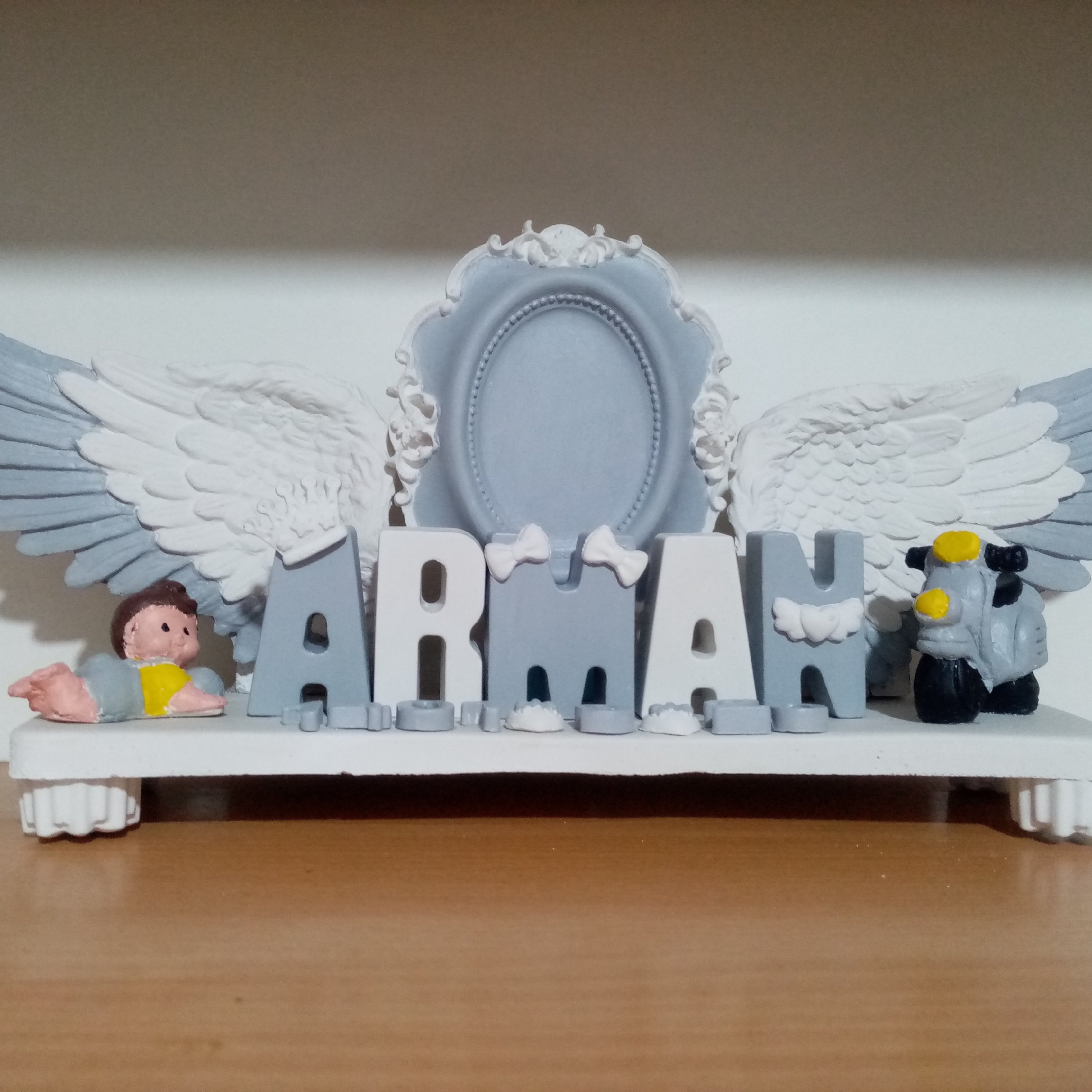 استند اسم آرمان ساخته شده با پودرسنگ هنری ترک