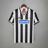 لباس کلاسیک یوونتوس 1995-1994 کیت اول