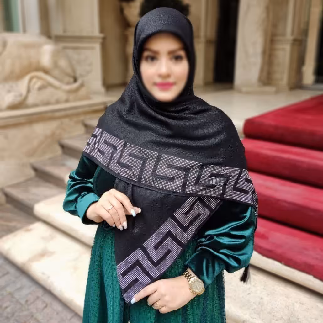 روسری مشکی مجلسی شیک نگین کاری 