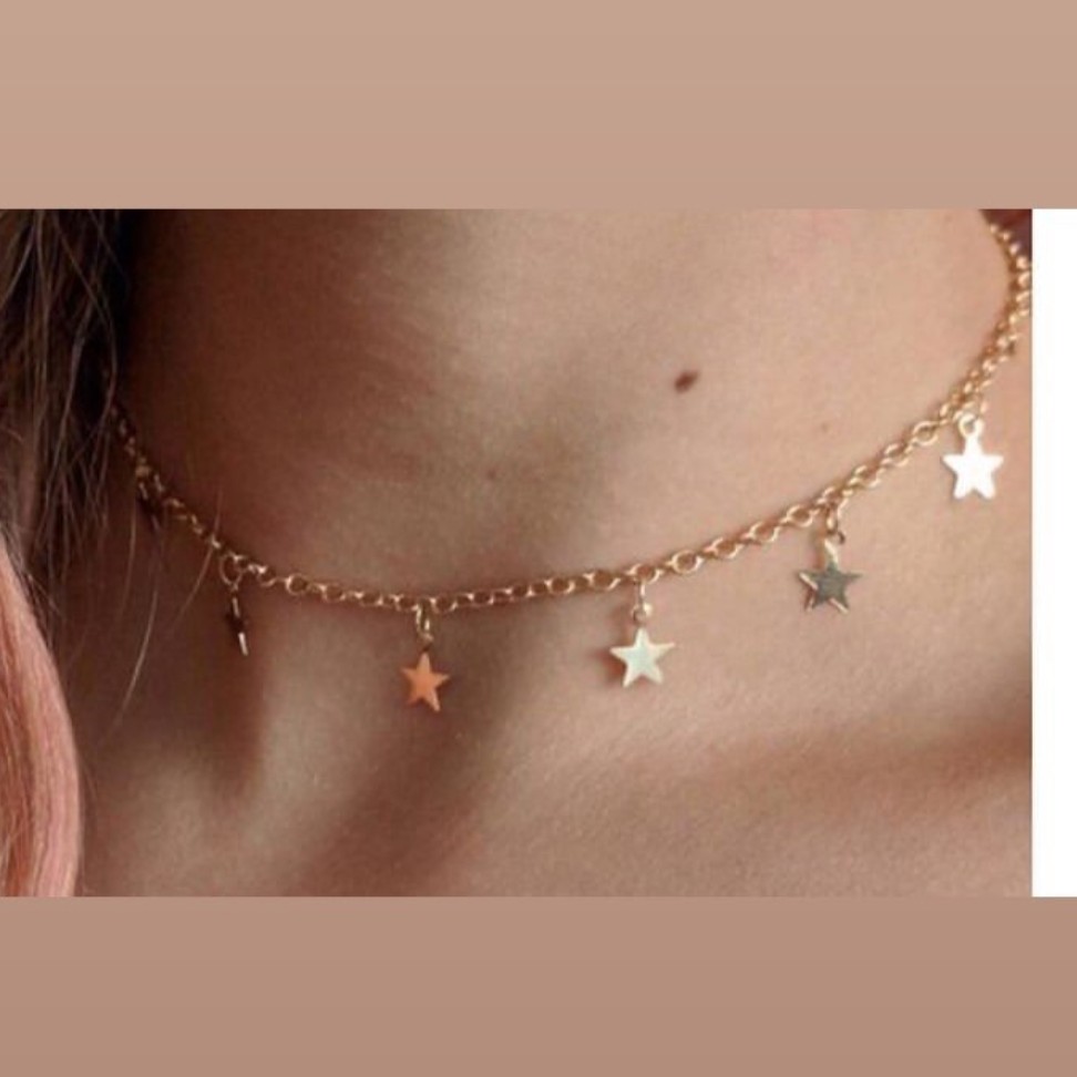 گردنبند استیل  طرح ستاره پلاک ها سبک هستن تقریبا 40 سانت 