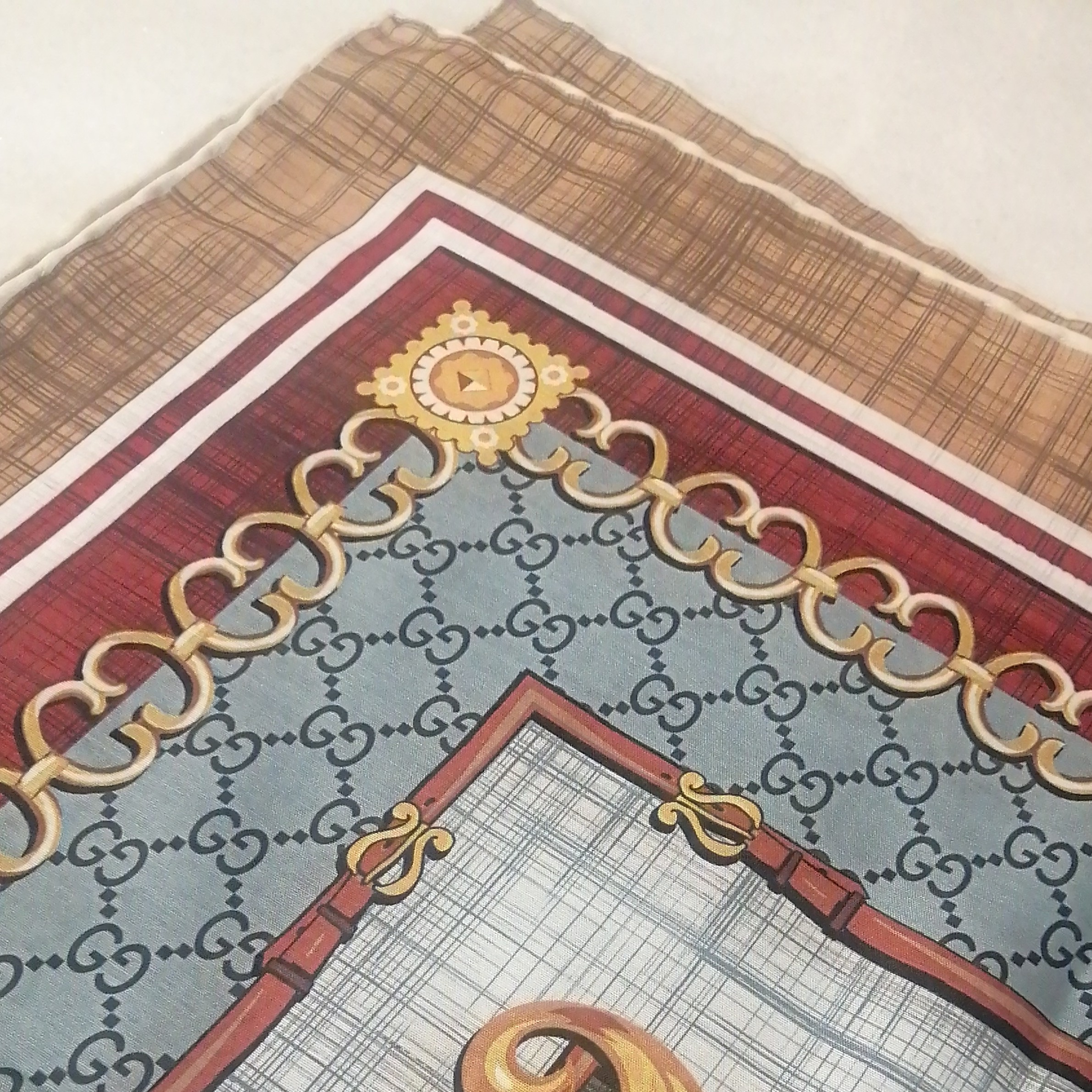 روسری قواره دار سایز 140در 140 طرح دار جدید جنس نخی کیفیت بالا
