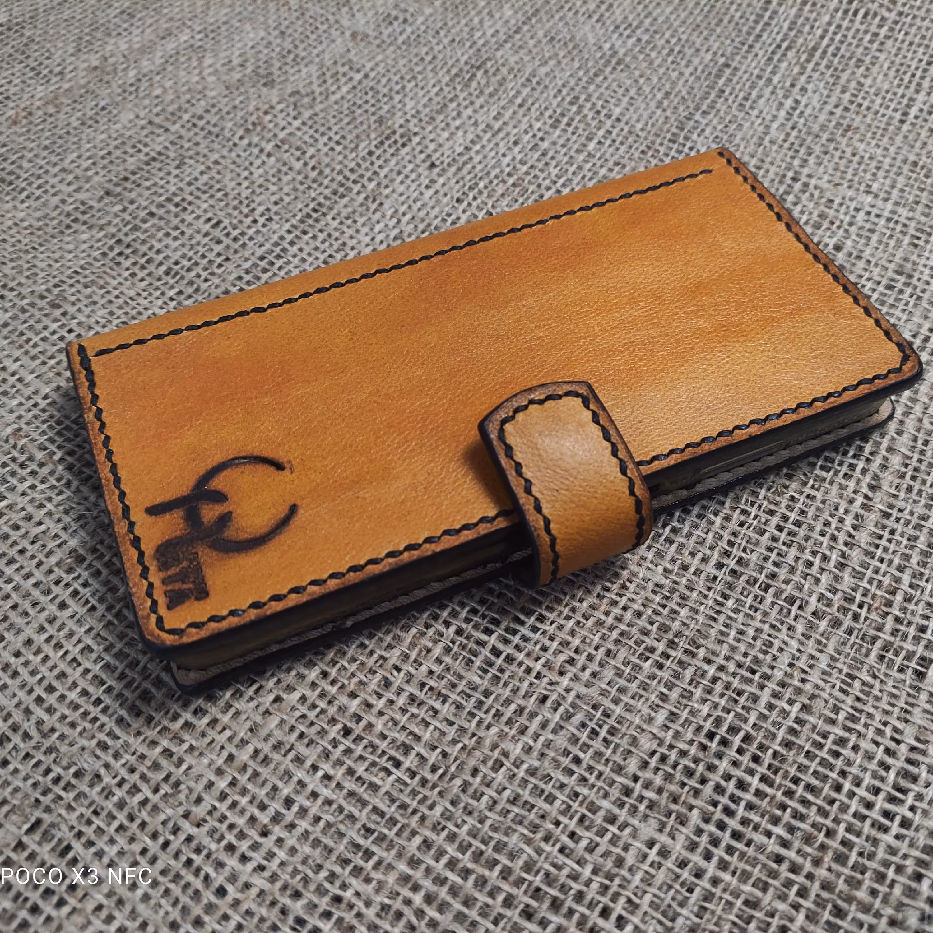 کیف گوشی چرم طبیعی دستدوز