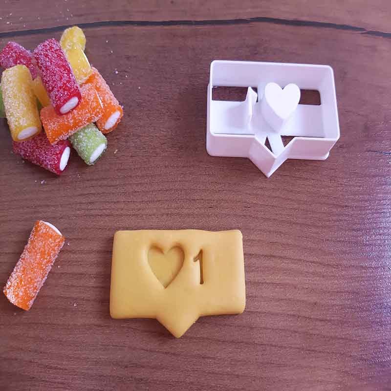 قالب شیرینی طرح لایک اینستاگرام کد-353 برند هویکو