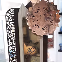 تندیس وان یکاد با بشقاب مسی 10سانتی صنایع دستی 