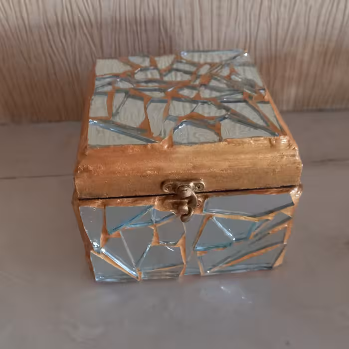 جعبه های کادویی کریستال و ضد آب شده با روکش داخلی مخمل مشکی