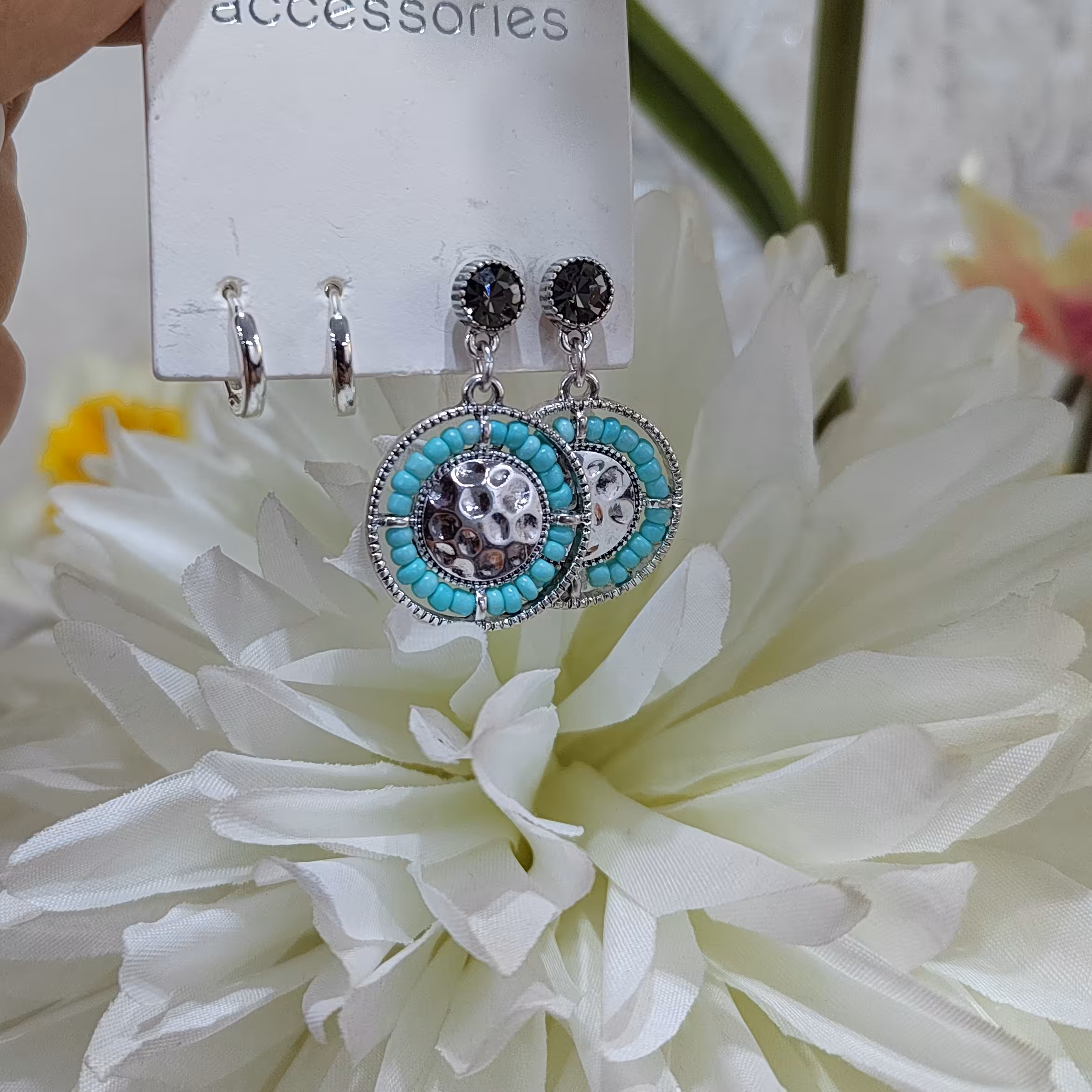 پک گوشواره بارنگ فیروزه ای برای مشکل پسندا