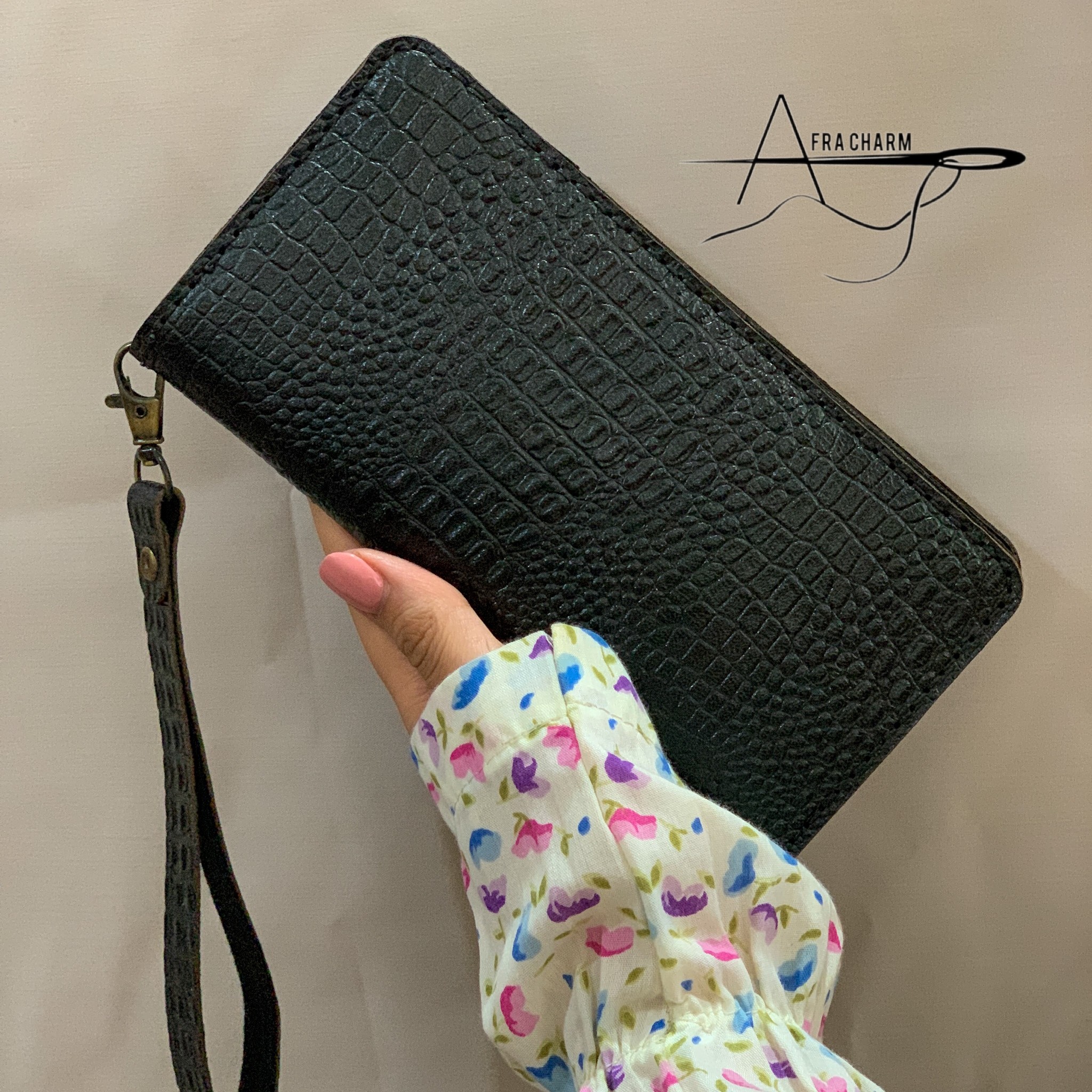 کیف پول دستدوز چرم بزی طرح کروکودیل