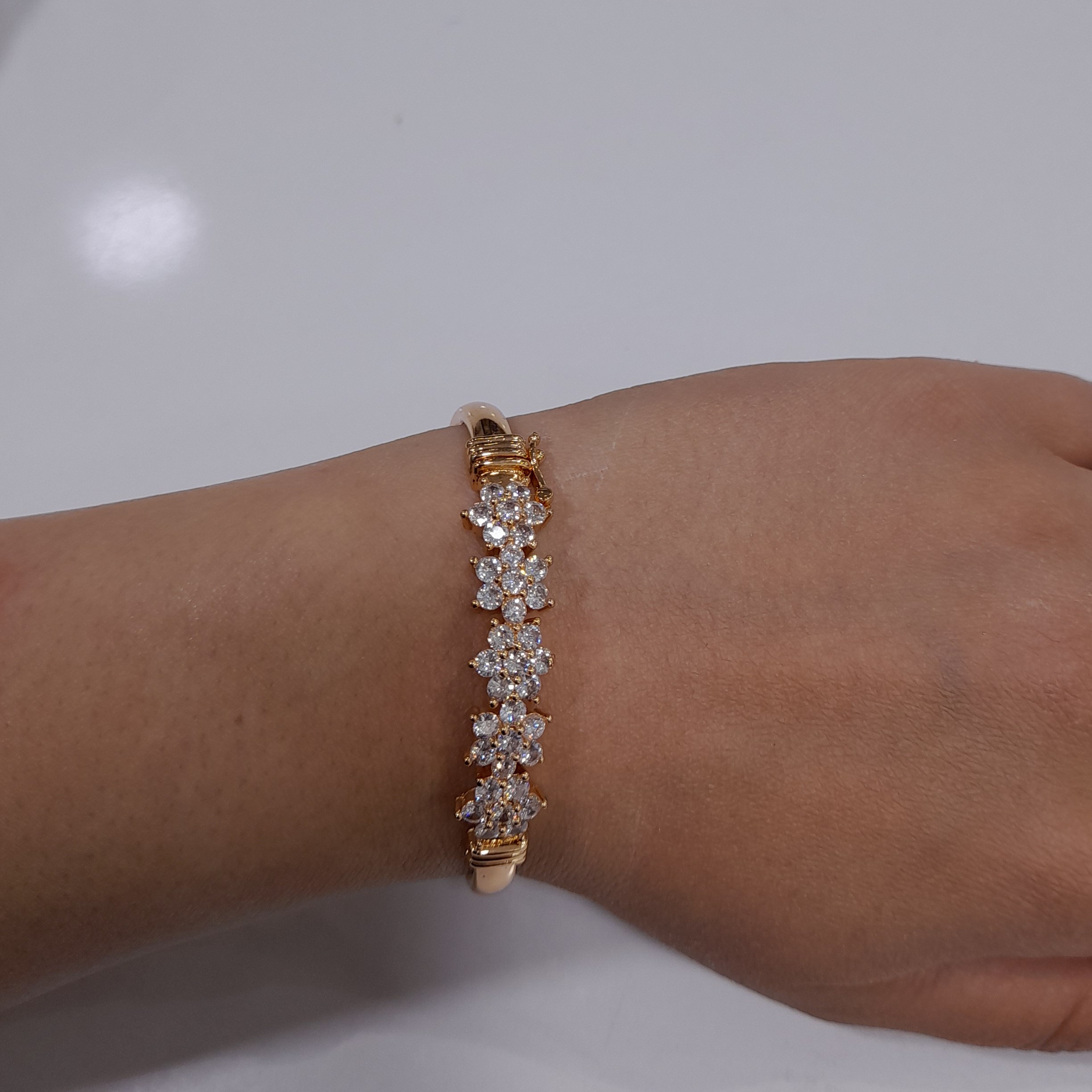 دستبند طرح گل 