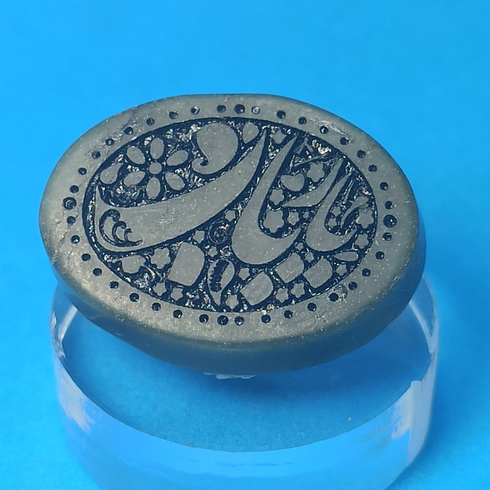 سنگ یشم کد(23) با حکاکی یا رباب یشم خطی سنگ ماه تولد یشم فاخر