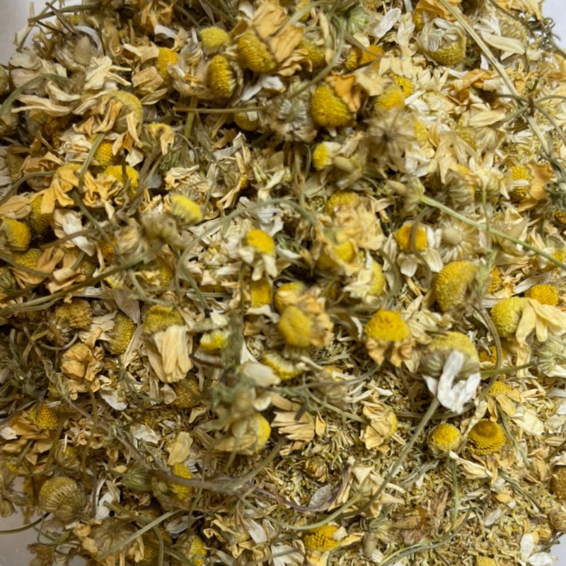 بابونه خشک ممتاز دزفول بسیار خوش عطر 20گرمی