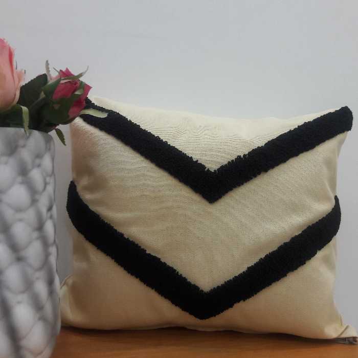 کاور کوسن پانچ دوزی شده  (کد 0102)