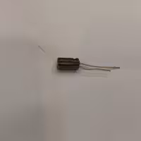 خازن سیلمیک 10 میکرو فاراد  35 ولت پک بسته 10 عددی