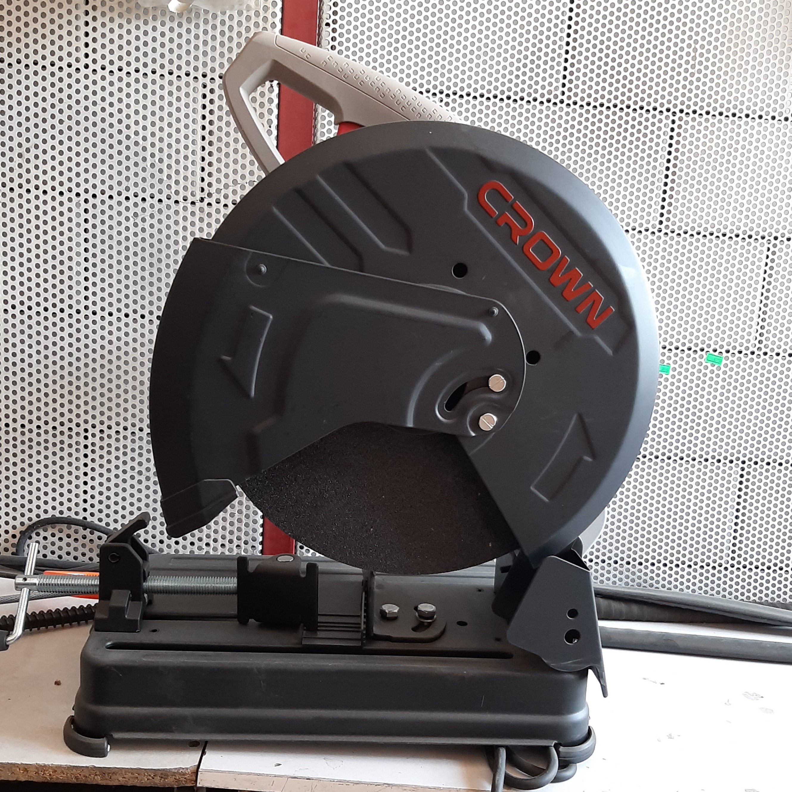 پروفیل بر کرون 