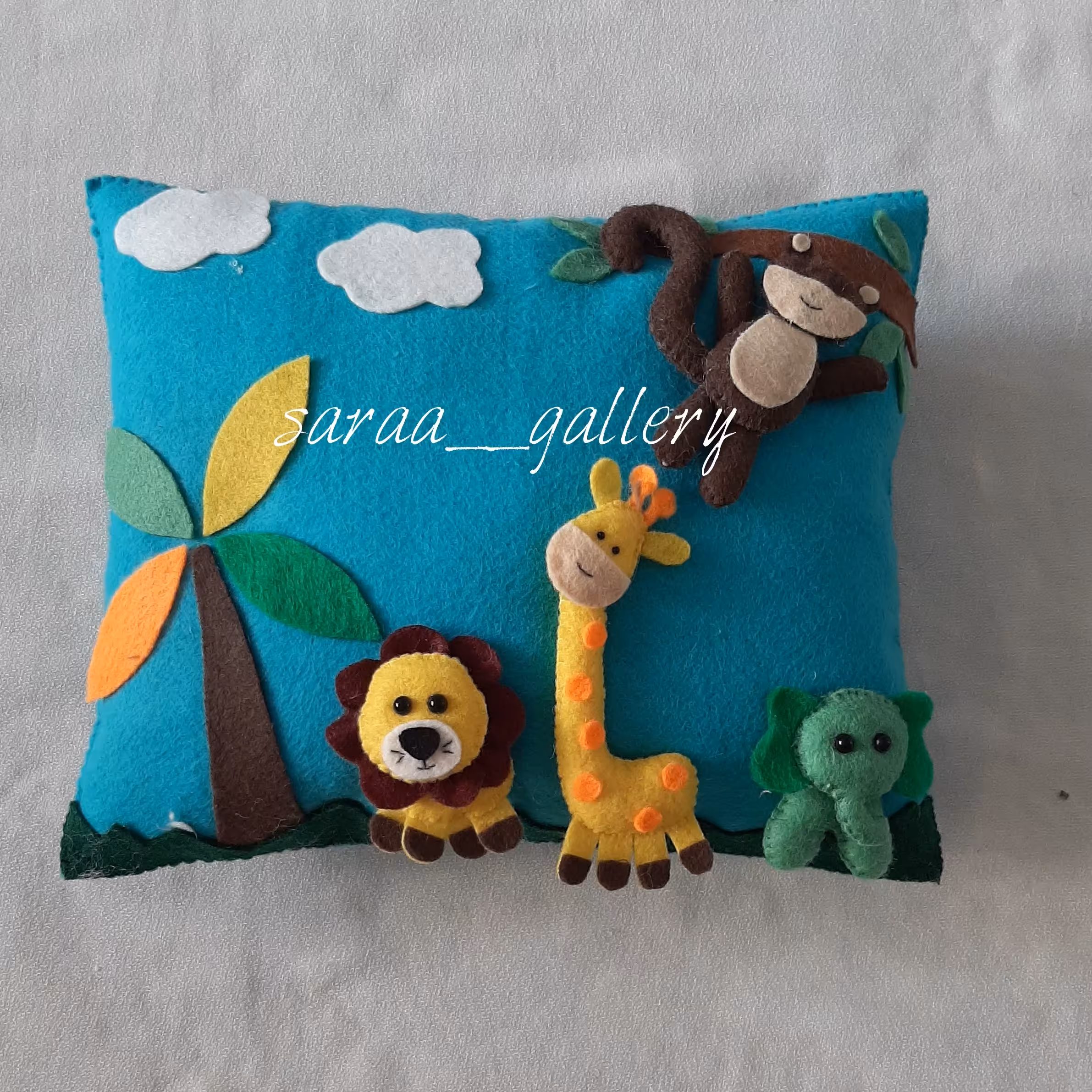 کوسن نمدی،کوسن عروسکی