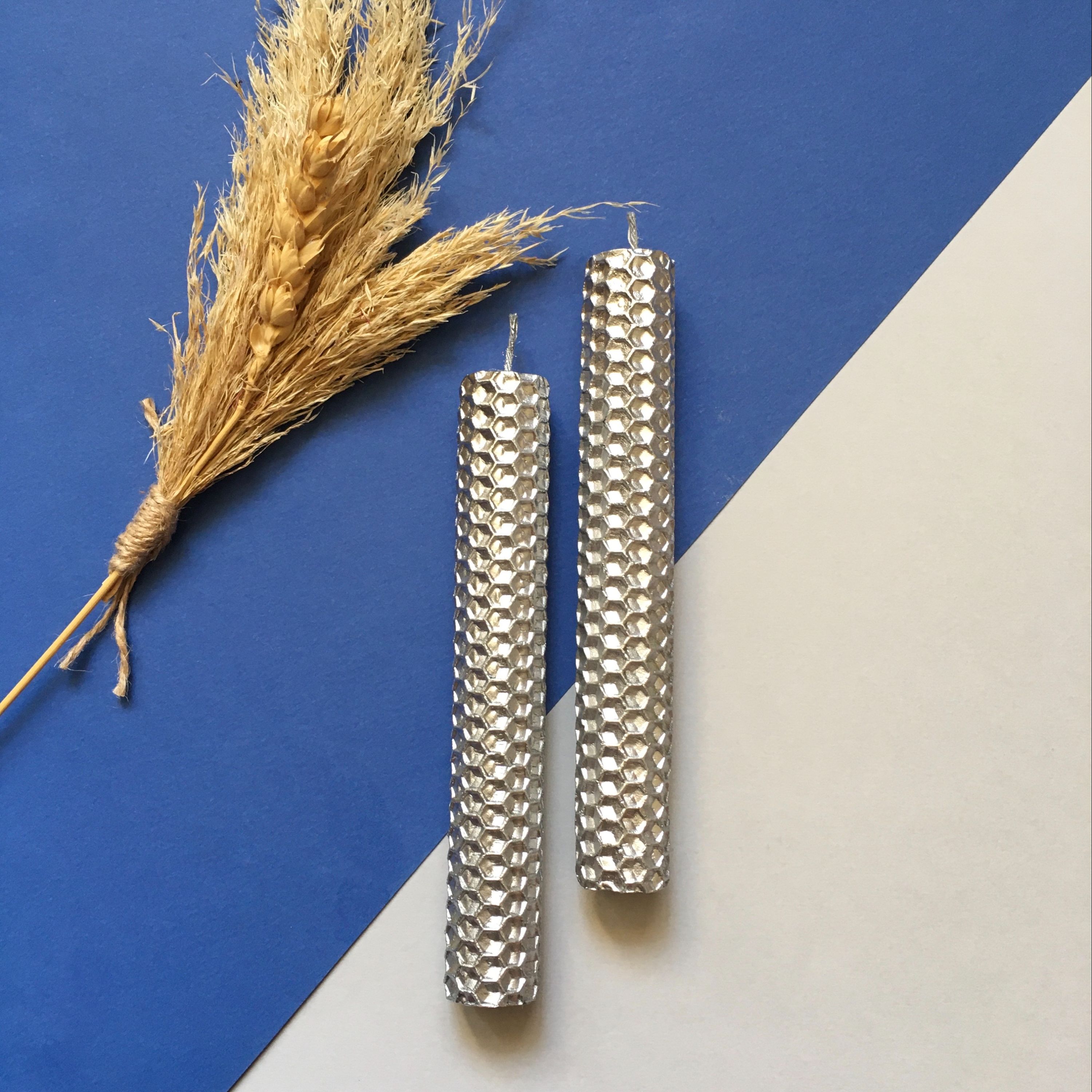 شمع موم عسل طبیعی رنگ نقره ای بسته 2عددی