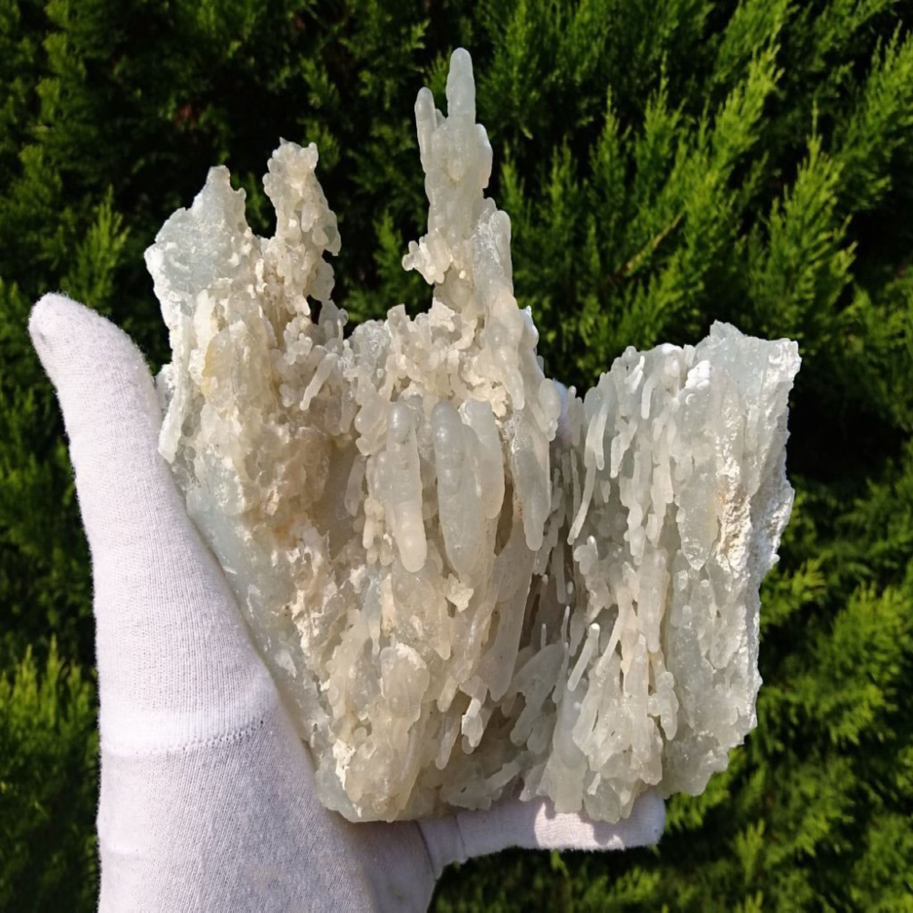 سنگ راف عقیق با فرم بوتریوئیدال (گل کلمی) قندیلی یا بند انگشتی معدنی