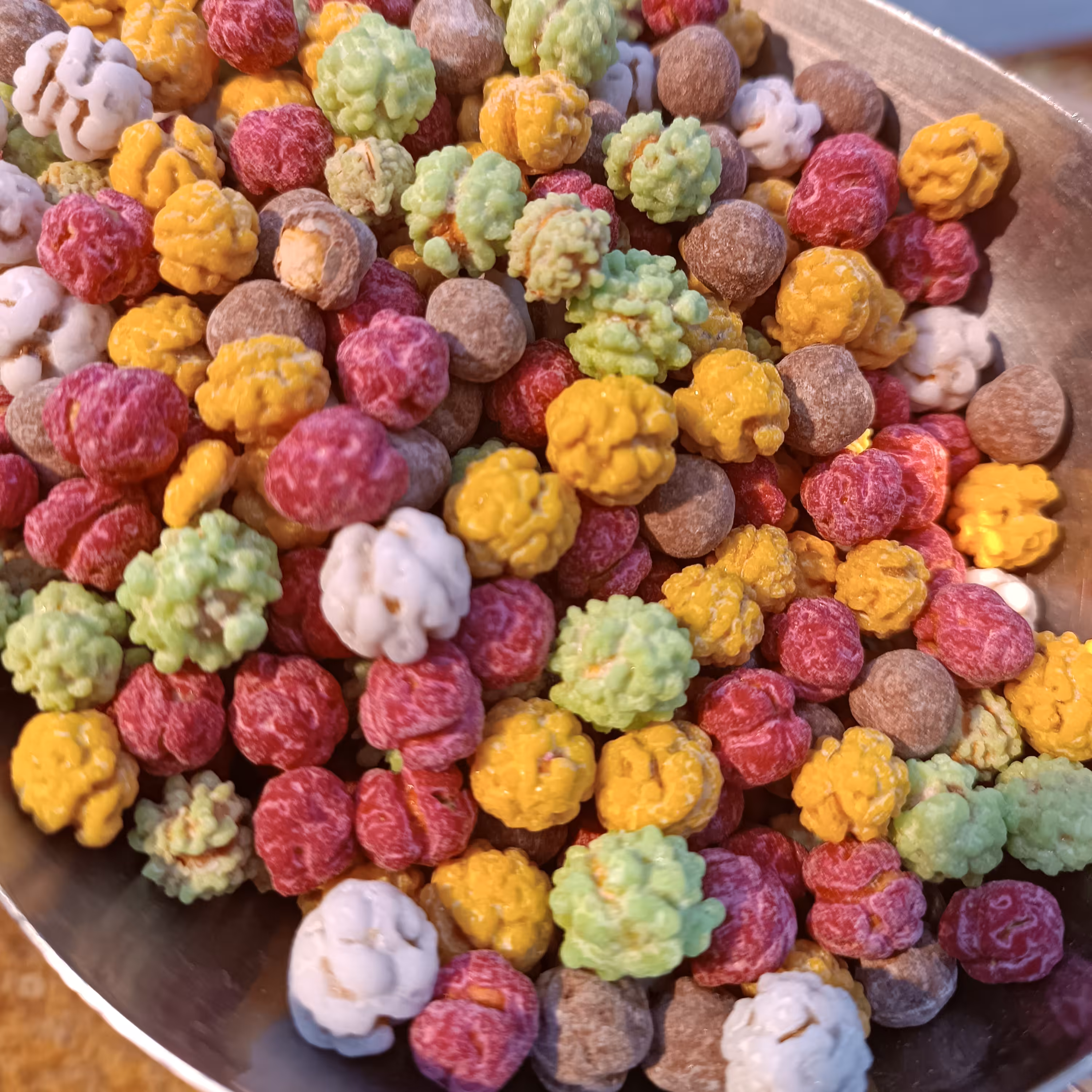 نخودچی شکلاتی