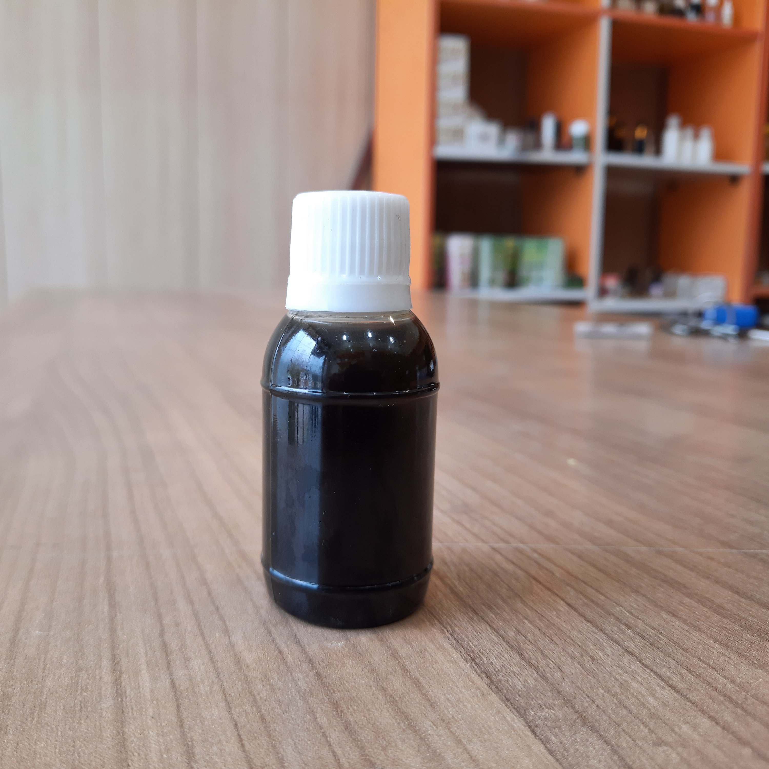 روغن سیاهدانه درمانی کاملا خالص گرفته شده از بهترین دانه های موجود در بازار
تسکین دهنده عااالی درد مفاصل و استخوان