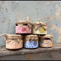 پک 5 عددی مربا کادویی( بلوبری، توت فرنگی، سیب، هویج، کدو حلوایی)