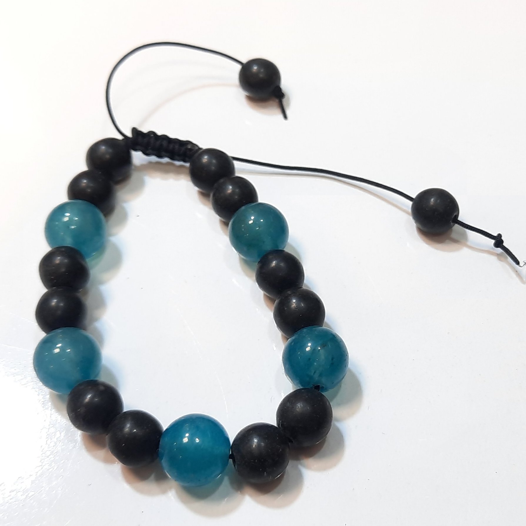 دستبند فری سایز جید ابی d171 دارای جید ابی و اونیکس فیک. رنگ بند مشکی