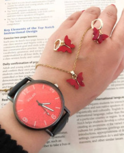 ست ساعت بندچرمی مشکی صفحه قرمز بانیم ست پروانه قرمز