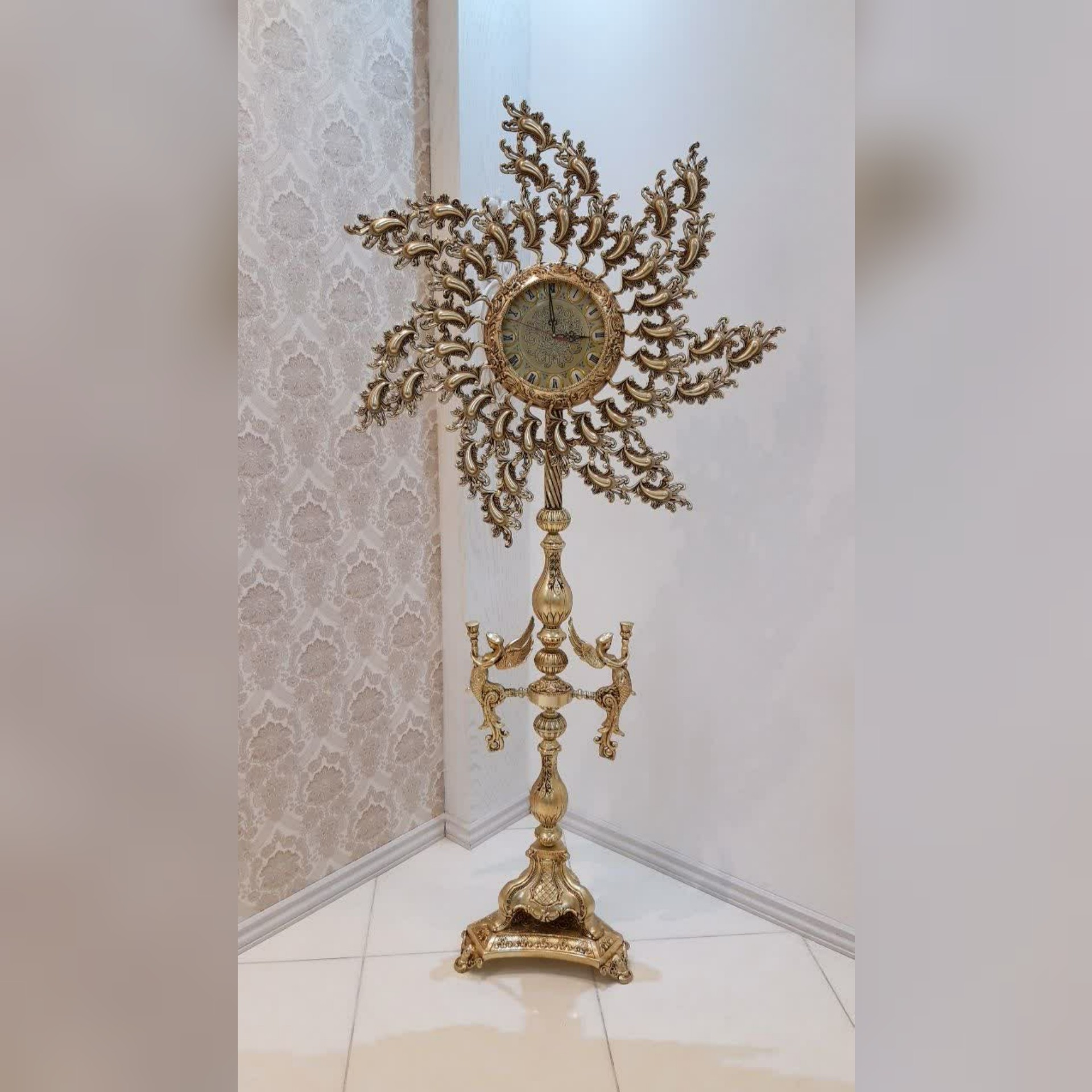 ساعت ایستاده تک ستون خورشیدی (ارسال با باربری به صورت پس کرایه)