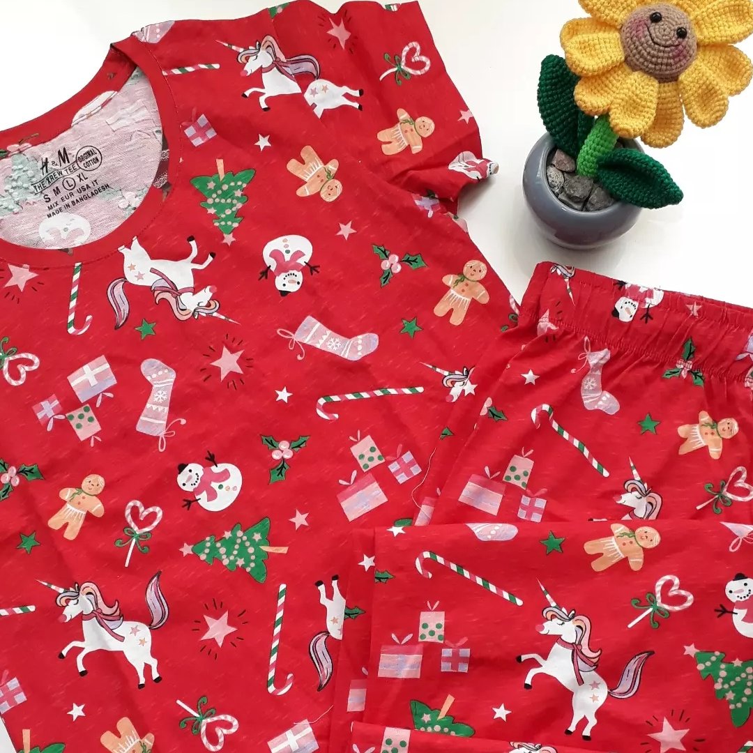 ست تیشرت آستین کوتاه وشلواردمپا کش وگتر برندH&M