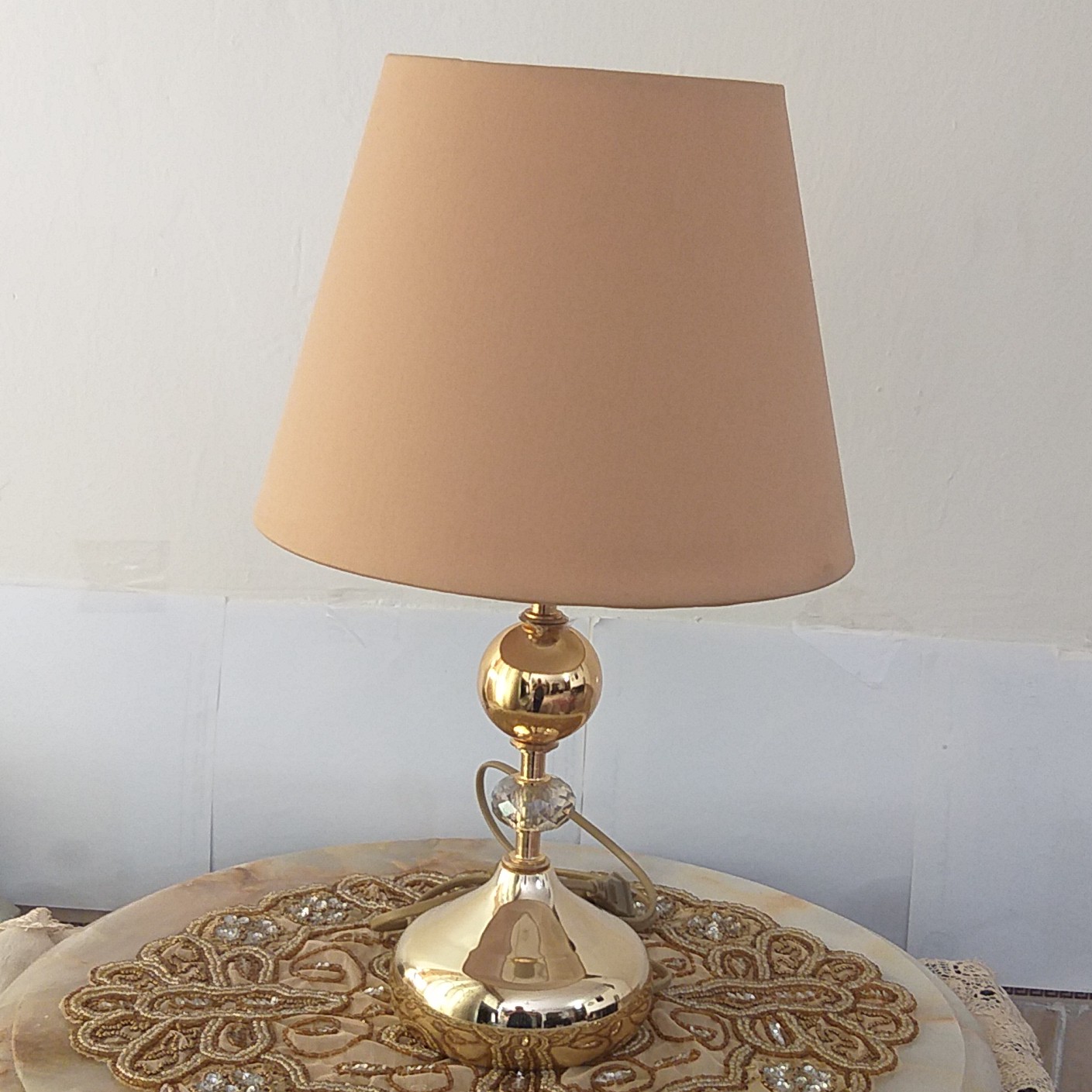 آباژور طلایی  