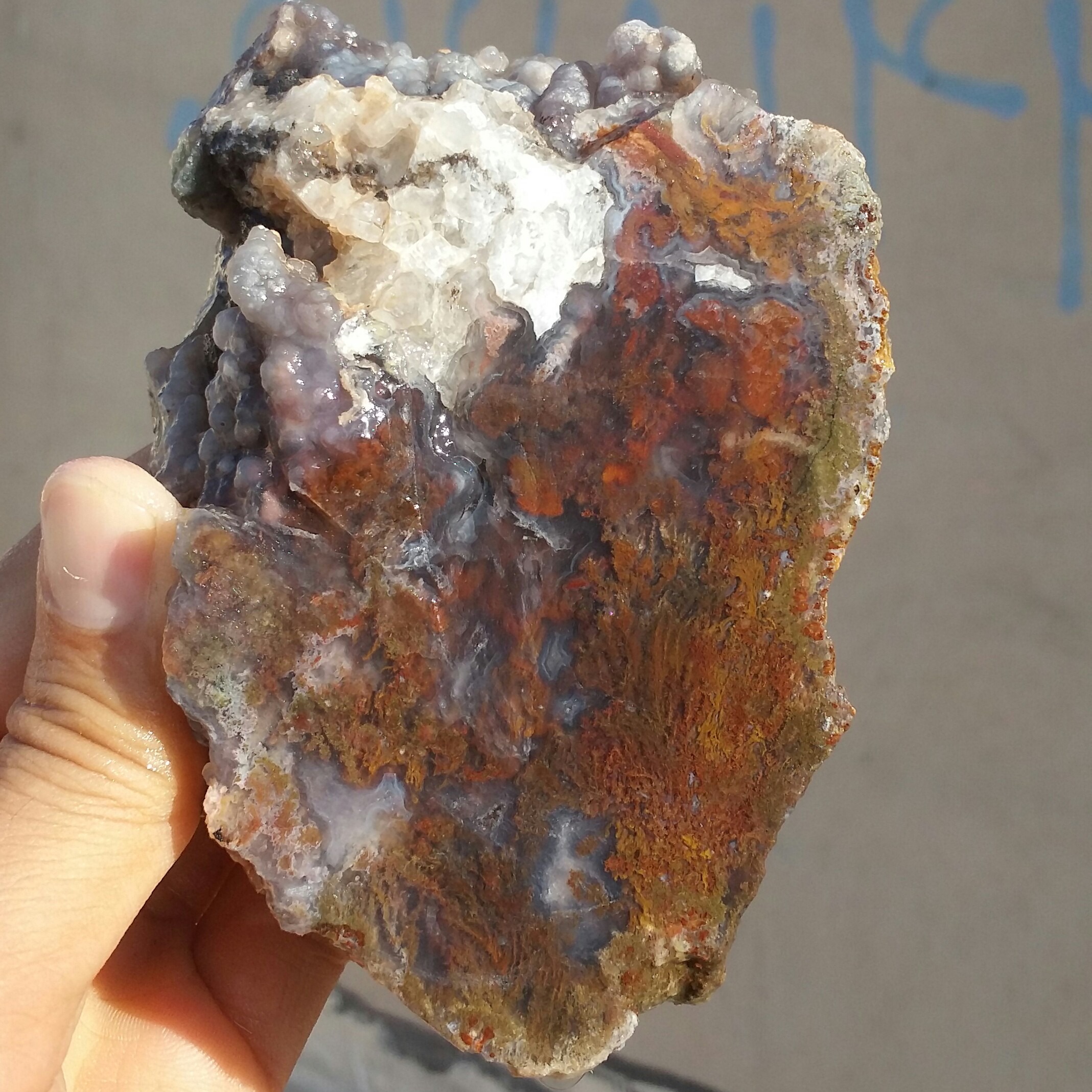 اسلایس سنگ راف عقیق شجر منظره غولپیکر
 100 در 100 طبیعی شاهکار خلقت
تابلو نقاشی طبیعی
با قابلیت ساخت چندین نگین 
کد10840