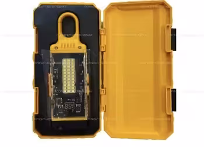 چراغ اضطراری کمپینگ چندکاره مدل D61 ( پاوربانک ، آژیر امداد و فندک پلاسمایی