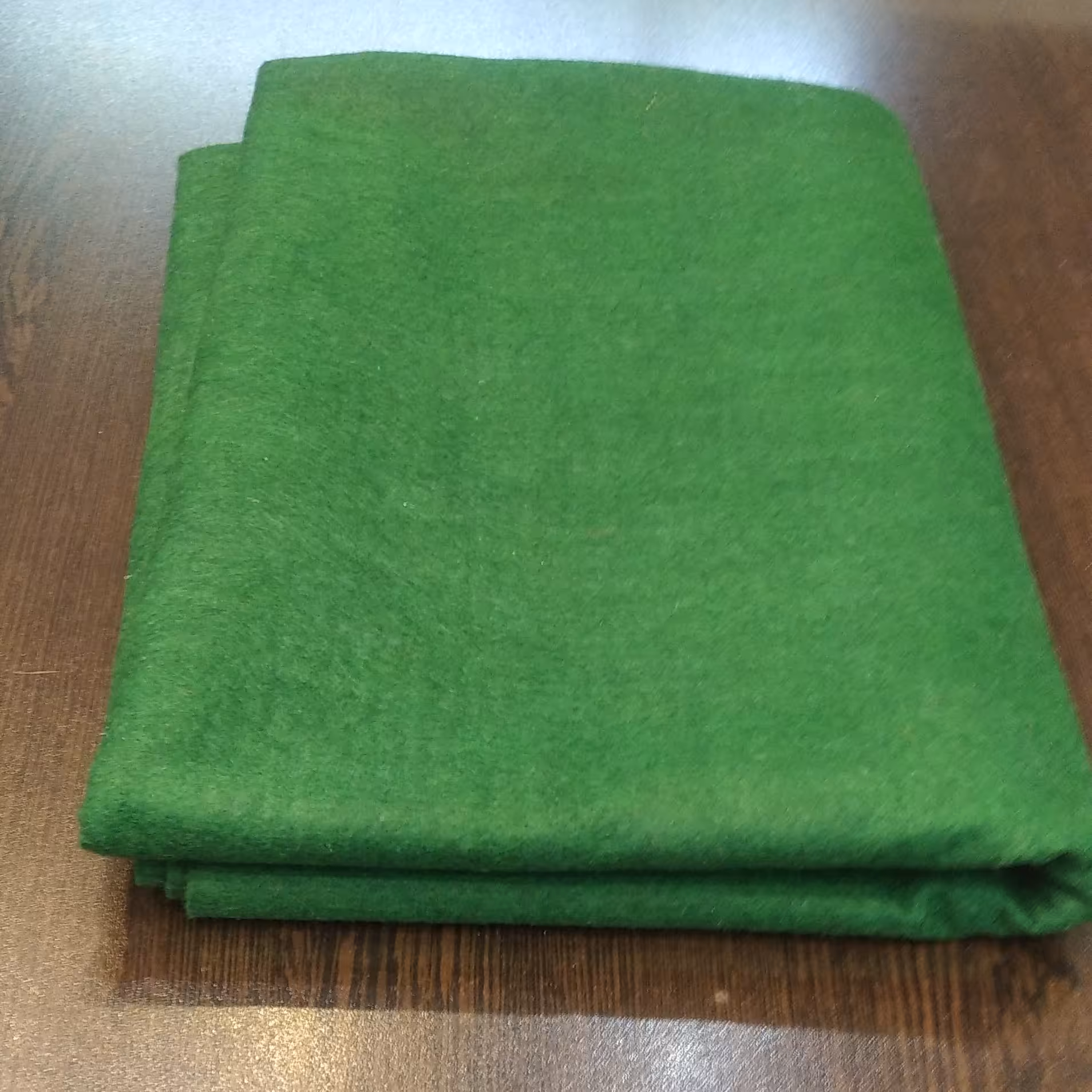 نمد متری سبز تیره 1 متر 