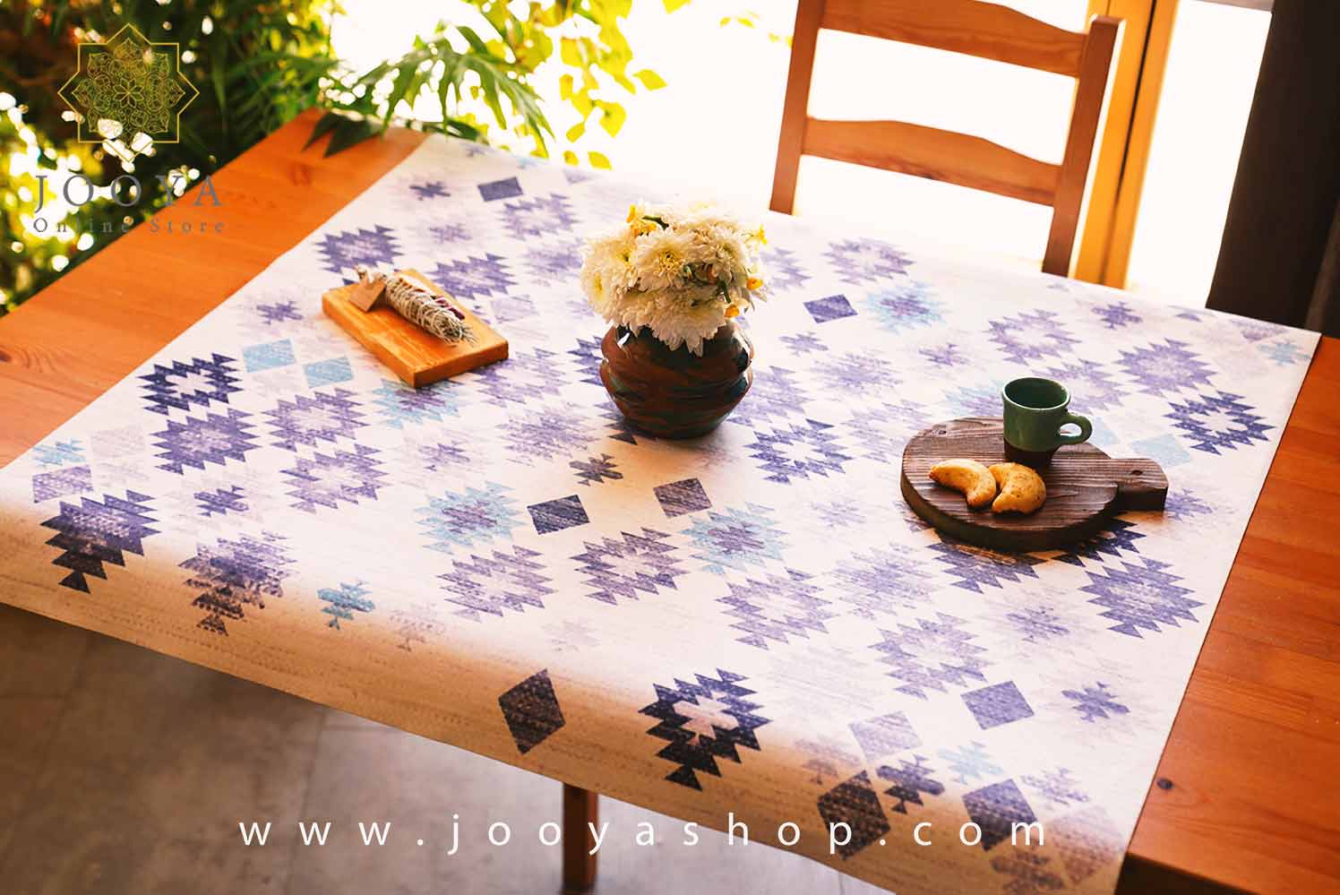 رومیزی مربع طرح آرینا