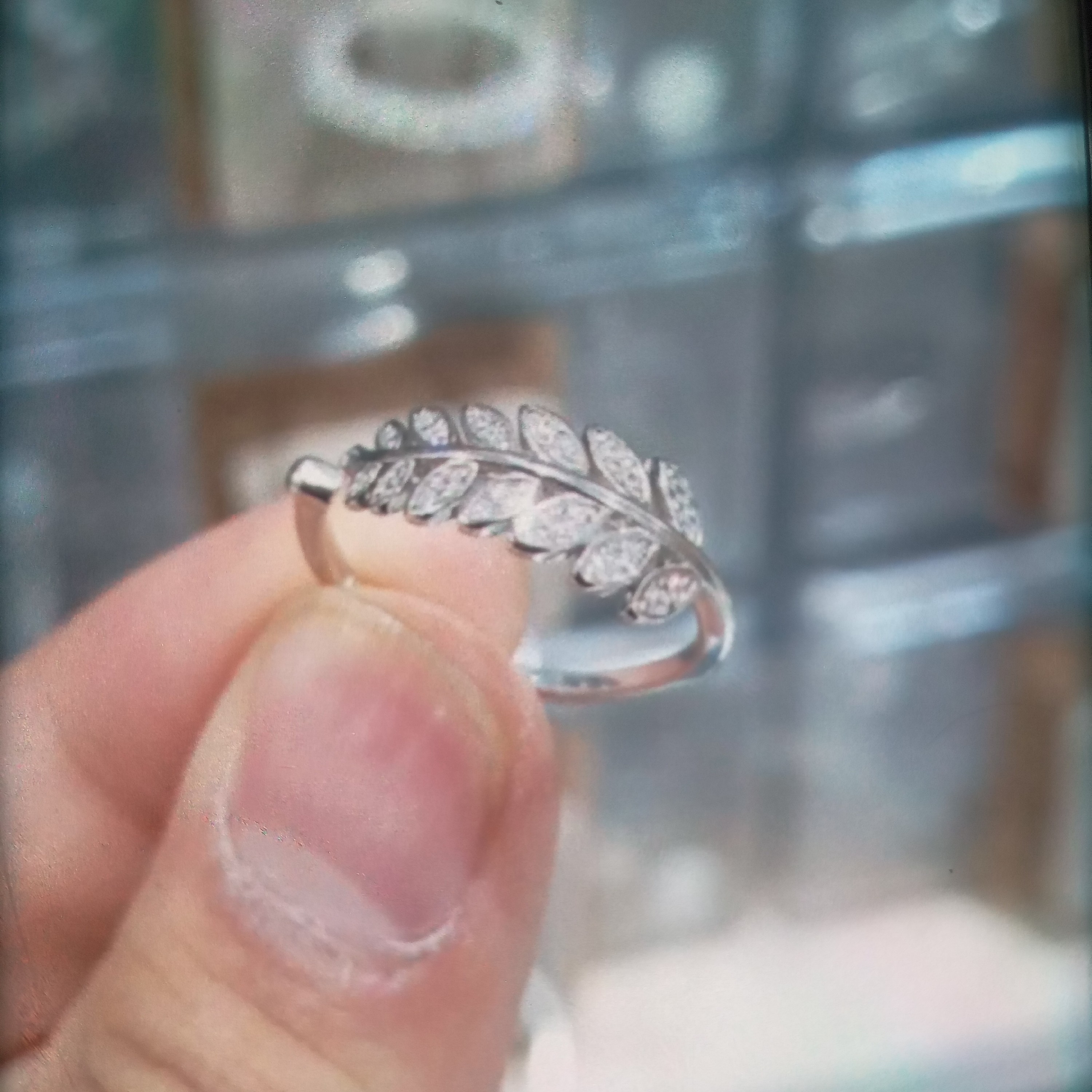 انگشتر نقره زنانه و دخترانه عیار 925 رادیوم شده باکیفیت