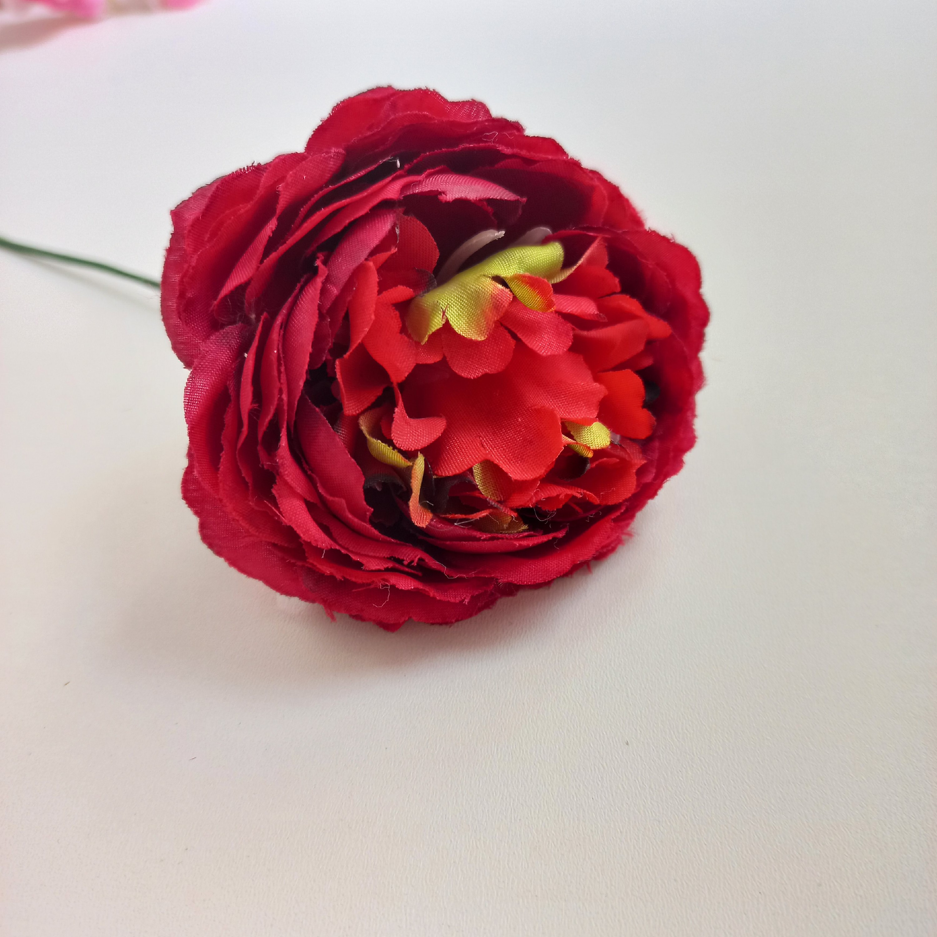 رز مصنوعی نسترن مصنوعی قرمز 