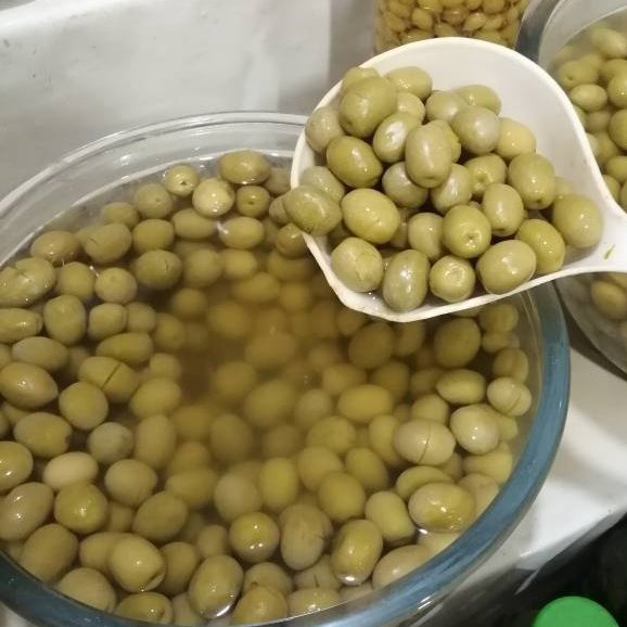 زیتون باهسته روح انگیز 