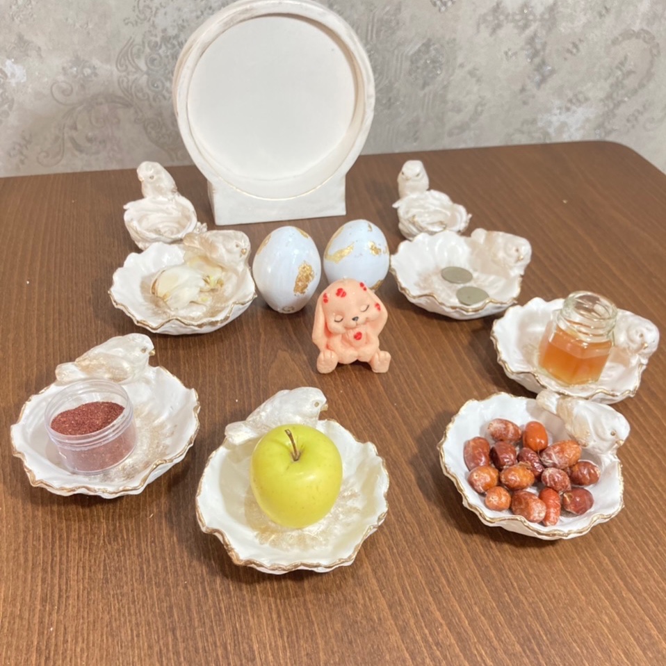 هفت سین 9تیکه طرح گنجشک شامل 6 ظرف هفت سین و یک عدد آینه و یک جفت شمع دان 