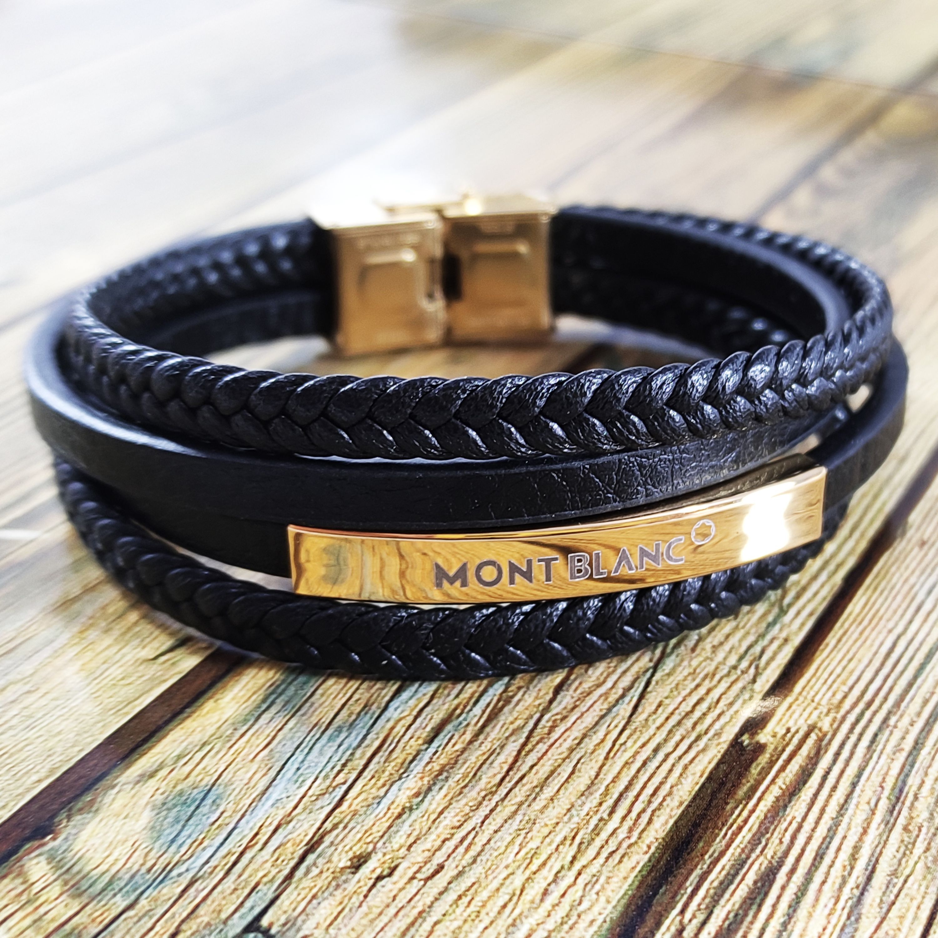 دستبند 4ردیفه مونت بلانک mont blanc طلایی