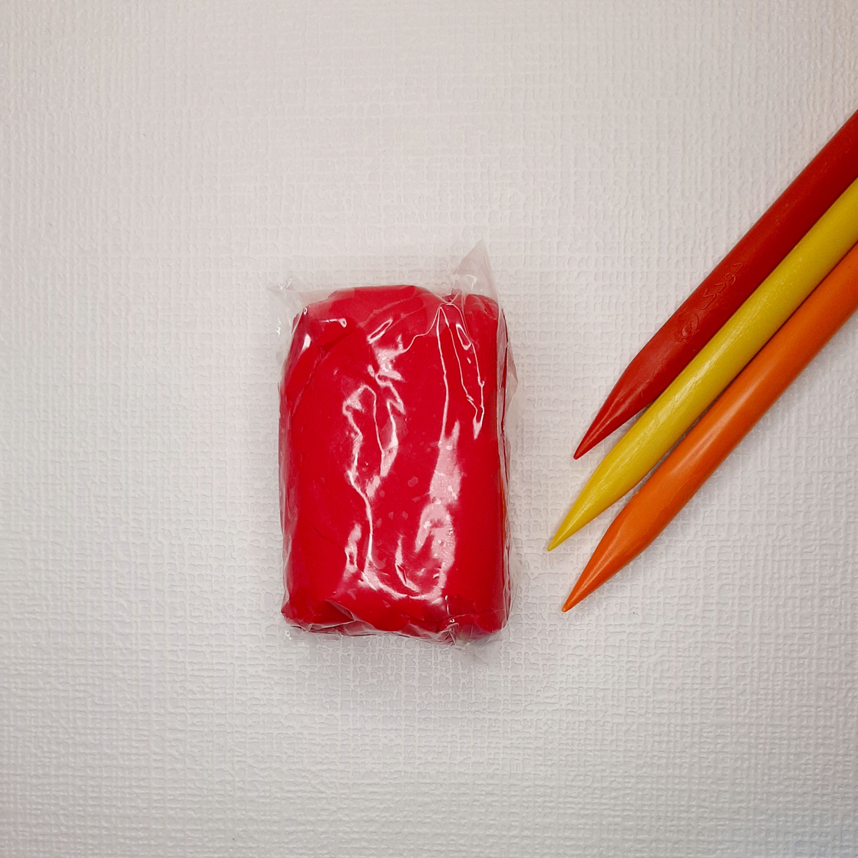 خمیر ایتالیایی قرمز(120گرمی)کد116