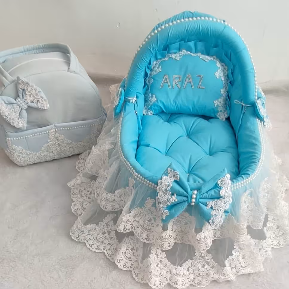 سبدحمل پرنسسی نوزاد.