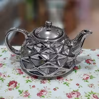 قوری نقره ای