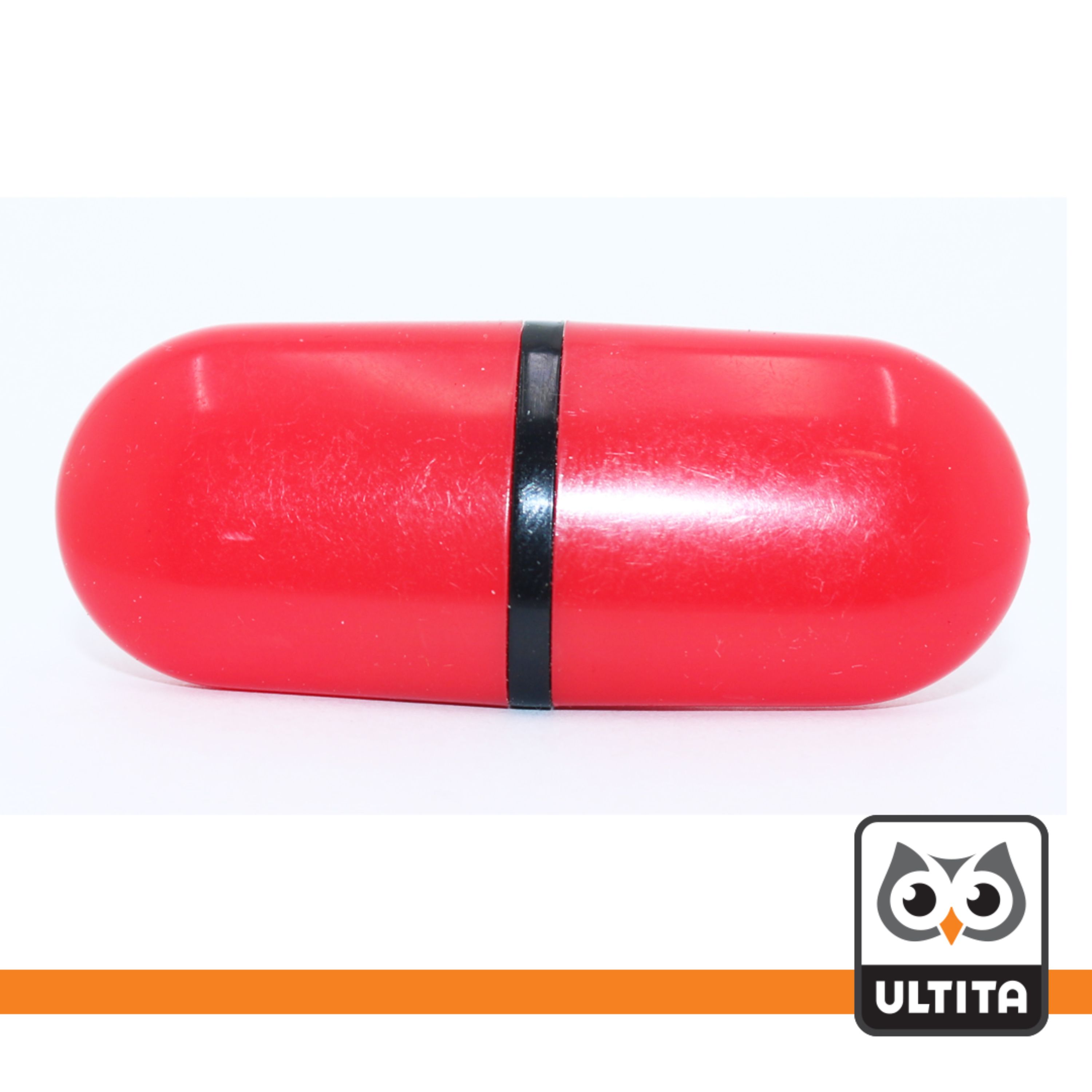 فلش پلاستیکی ساده 8 گیگ اولتیتا با گارانتی