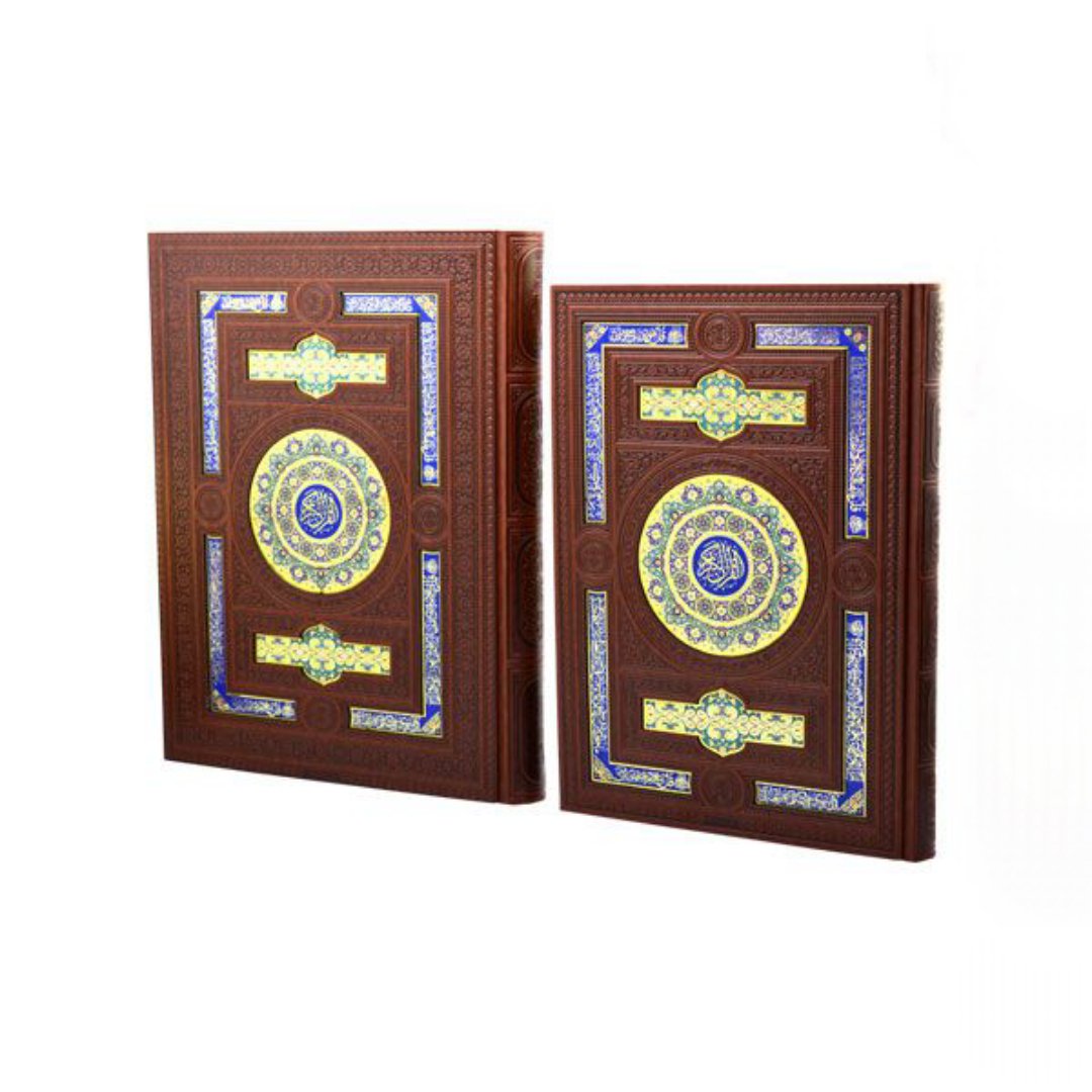 110180-قرآن رحلی معطر جعبه دار چرم پلاک رنگی