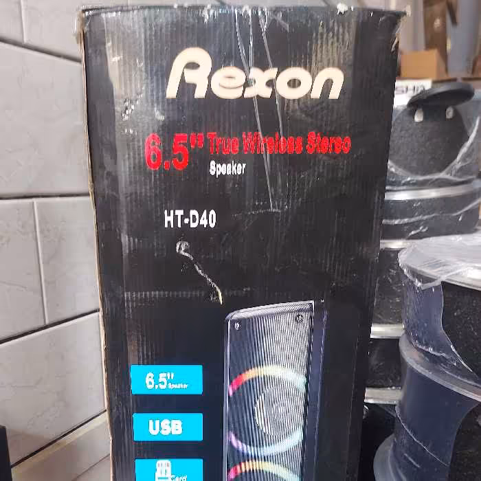 اسپیکر شارژی رکسون مدل  D40  باگارانتی وارسال رایگان