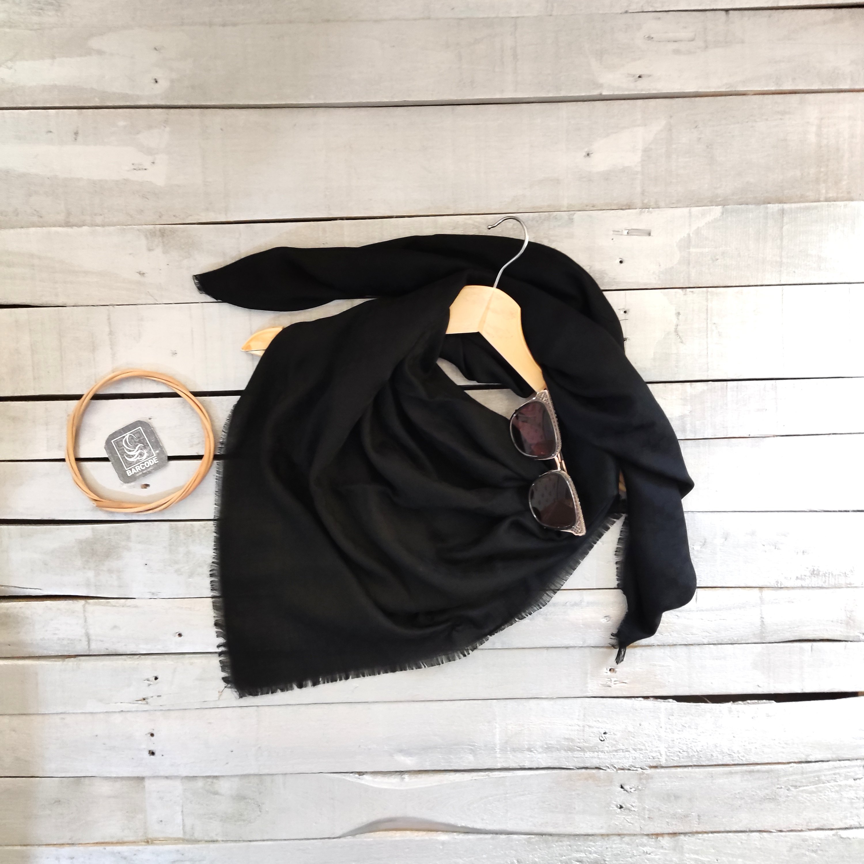 روسری مشکی نخی