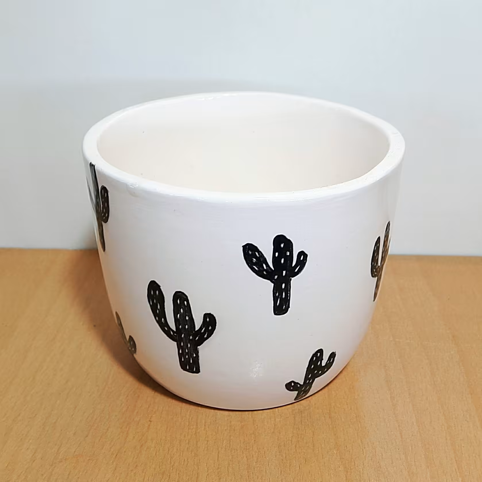 گلدان سرامیکی طرح کاکتوس