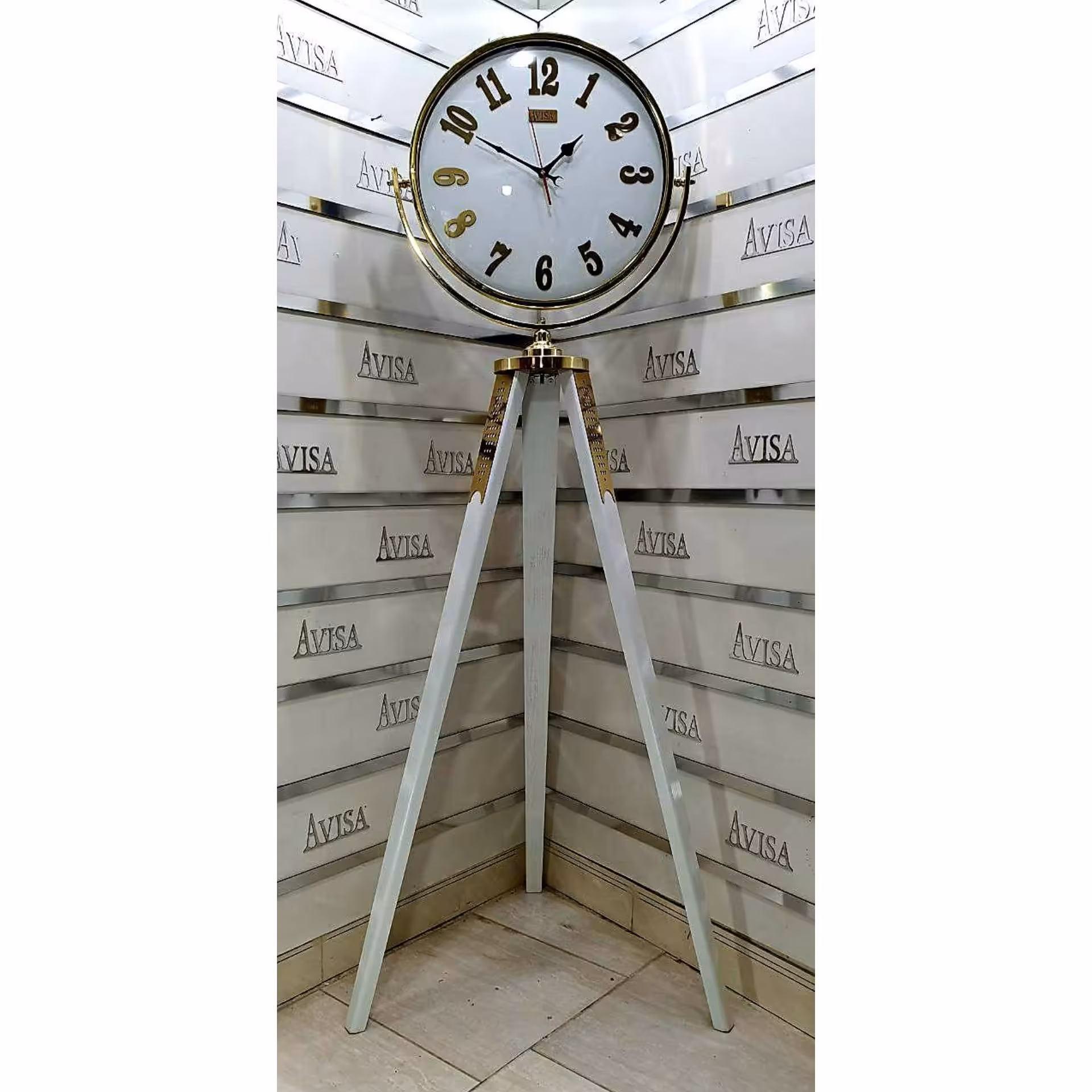 ساعت ایستاده آویسا کد 4 پسکرایه