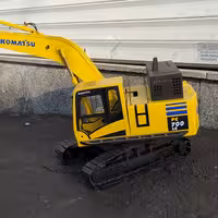 ماکت 1به14 بیل میکانیکی کوماتسو 700