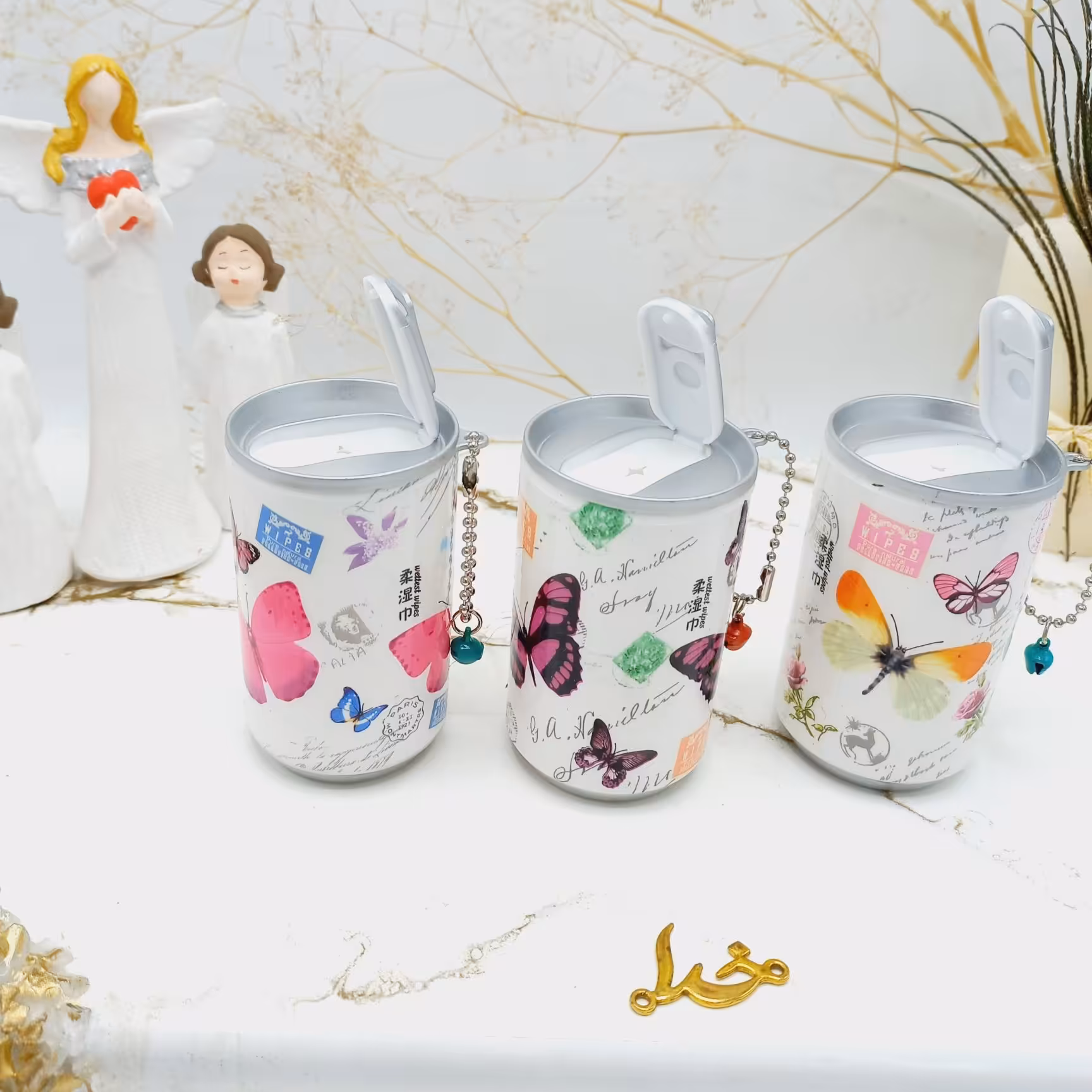 دستمال مرطوب قوطی طرح پروانه رقصان